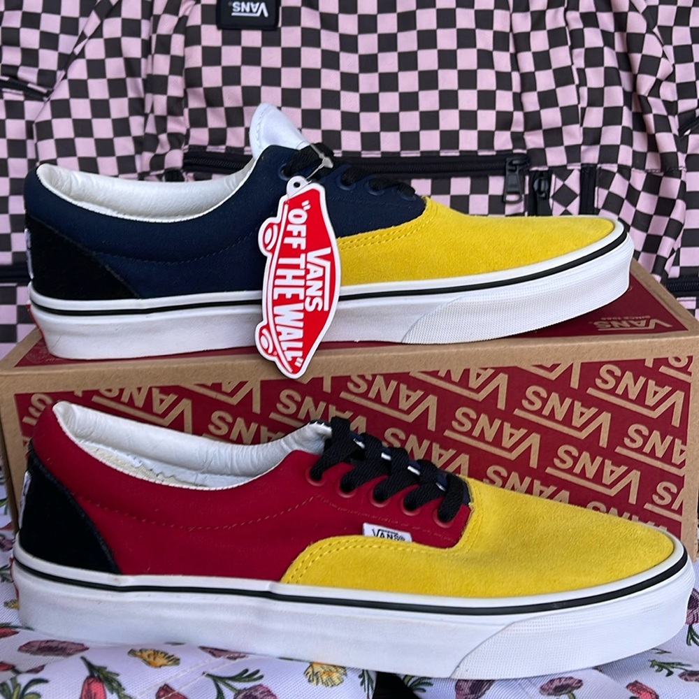 Vans Men’s Era
(Of The Wall Rally)Vbrntylw/Trwht
VN0A4BV4VXV
Sneakers
